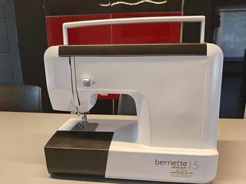 Naaimachine Bernette 15, Enlèvement, Comme neuf, Machine à coudre, Bernina