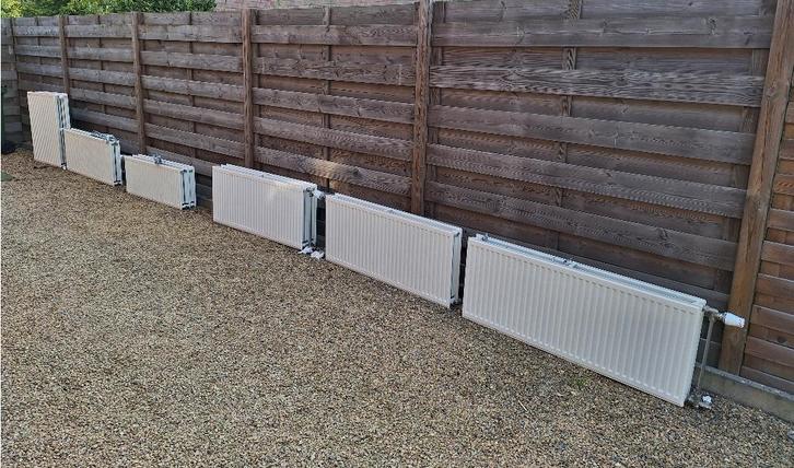 6 Radiatoren + toebehoren, Doe-het-zelf en Bouw, Verwarming en Radiatoren, Gebruikt, Radiator, 30 tot 80 cm, 60 tot 150 cm, Ophalen