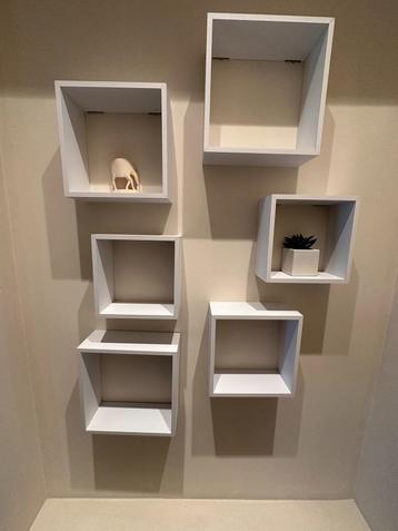 3 étagères murales - Triple cube beschikbaar voor biedingen