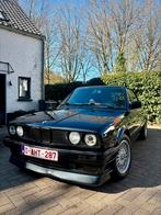 BMW 318i E30 Cabrio / prachtstaat / oldtimer, Stof, Radio, Cabriolet, Zwart