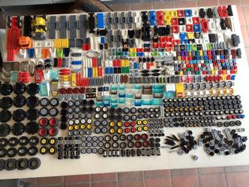 Lego lot onderdelen voertuigen beschikbaar voor biedingen