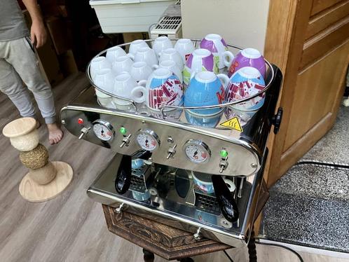 Francis Francis by Illy X2 professioneel espressomachine, Elektronische apparatuur, Koffiezetapparaten, Gebruikt, Koffiepads en cups