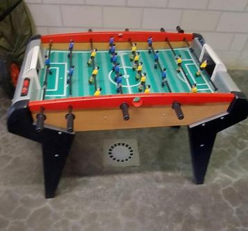 Voetbaltafel kikker kickertafel beschikbaar voor biedingen