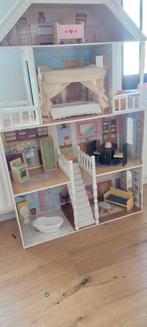 Houten poppenhuis met meubels, Kinderen en Baby's, Speelgoed | Poppenhuizen, Ophalen, Poppenhuis