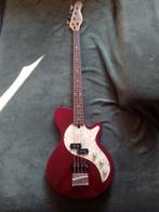 Guitar Basse Godin SD Fabrication Canadienne, Musique & Instruments, Instruments à corde | Guitares | Basses, Enlèvement, Utilisé