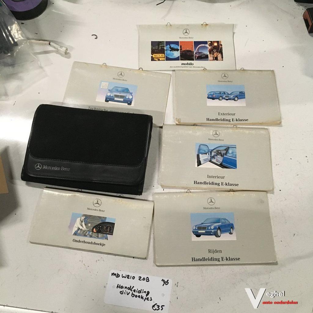 Mercedes W210 2.0 Benzine 1996  Handleiding, Auto diversen, Handleidingen en Instructieboekjes, Ophalen of Verzenden