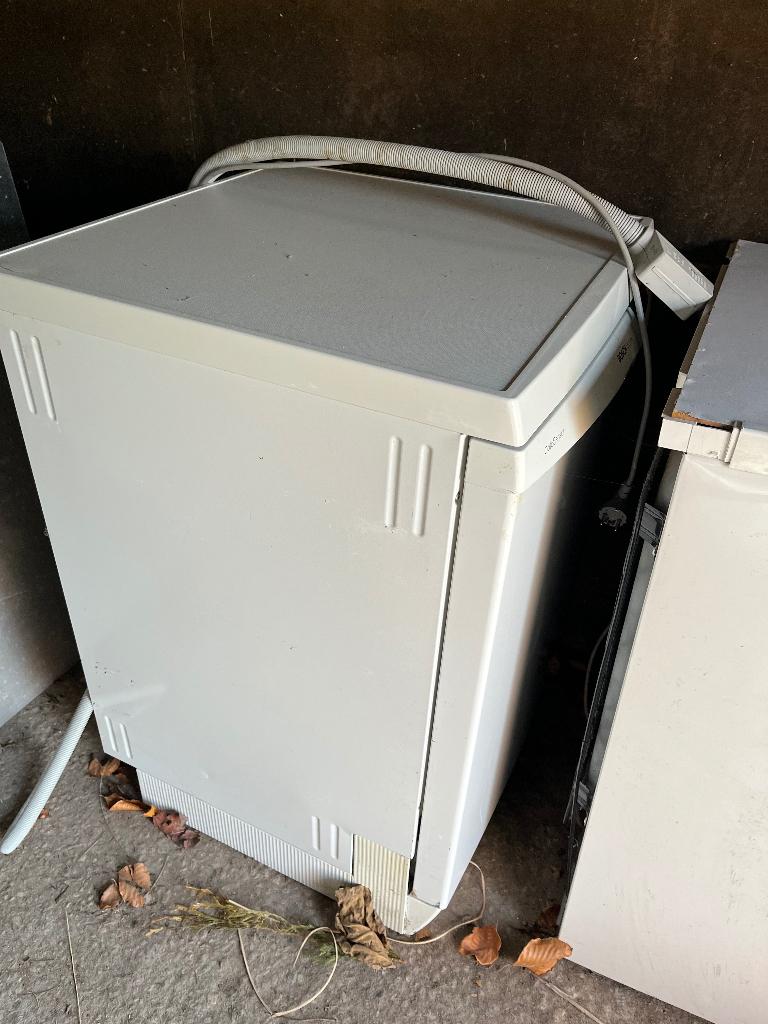 Afwasmachine, Encastré, Moins de 10 litres, Enlèvement, Utilisé