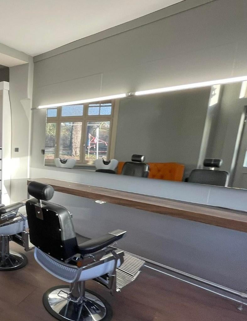 kapsalon barbiers inrichting, Ophalen, Inrichting