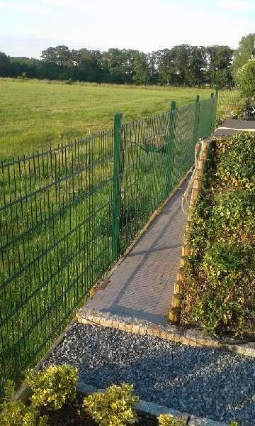 Promo! 20m dubbelstaaf draadpanelen 120cm hoog groen + palen, Tuin en Terras, Gaas en Draad, Nieuw, Ophalen