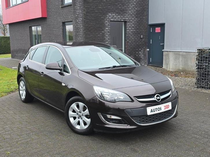 Opel Astra 1.4 benzine 117.000km/airco/garantie en keuring, Auto's, Opel, Bedrijf, Astra, Parkeersensor, Radio, USB, Benzine, Handgeschakeld