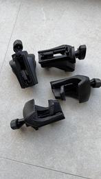 Thule 757 voeten set voor dakdragers, Ophalen, Zo goed als nieuw