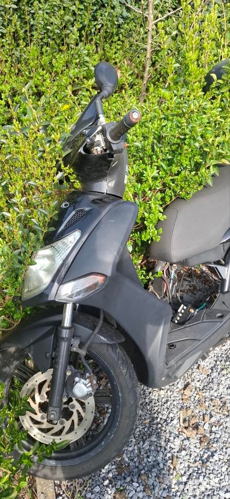 125 met papiere. Zonder sleutel. Voor stukken, Ophalen