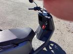 Elektrische scooter NIU N1S Sport, Fietsen en Brommers, Ophalen, Zo goed als nieuw, Elektrisch, Overige merken