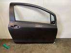 Portière 2portes droite d'un Toyota Yaris (Yaris 2 09-) (1G, -, 3 mois de garantie, Toyota, Utilisé
