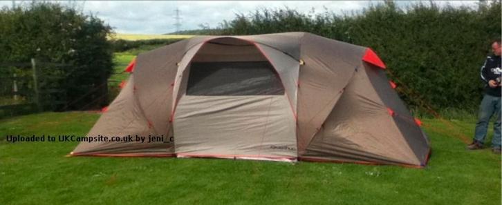 Quechua Seconds FAMILY 4.2, Caravanes & Camping, Tentes, jusqu'à 4, Comme neuf, Enlèvement