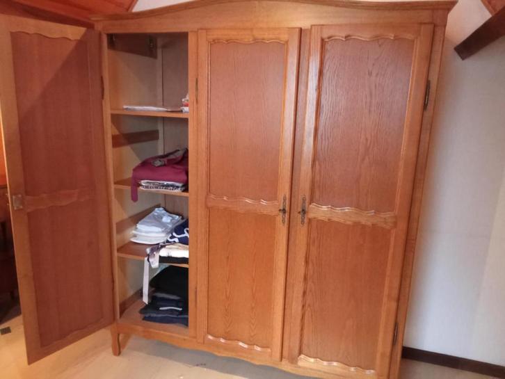 Garde-robe 3 portes en excellent état, Maison & Meubles, Armoires | Penderies & Garde-robes, Comme neuf, Avec porte(s), Autres essences de bois