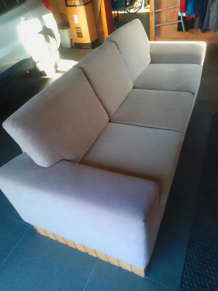 Deftige tweedehands zetel 2m20 op 0.88m  proper & stevig !, Huis en Inrichting, Zetels | Zetels, Gebruikt, Rechte bank, Driepersoons