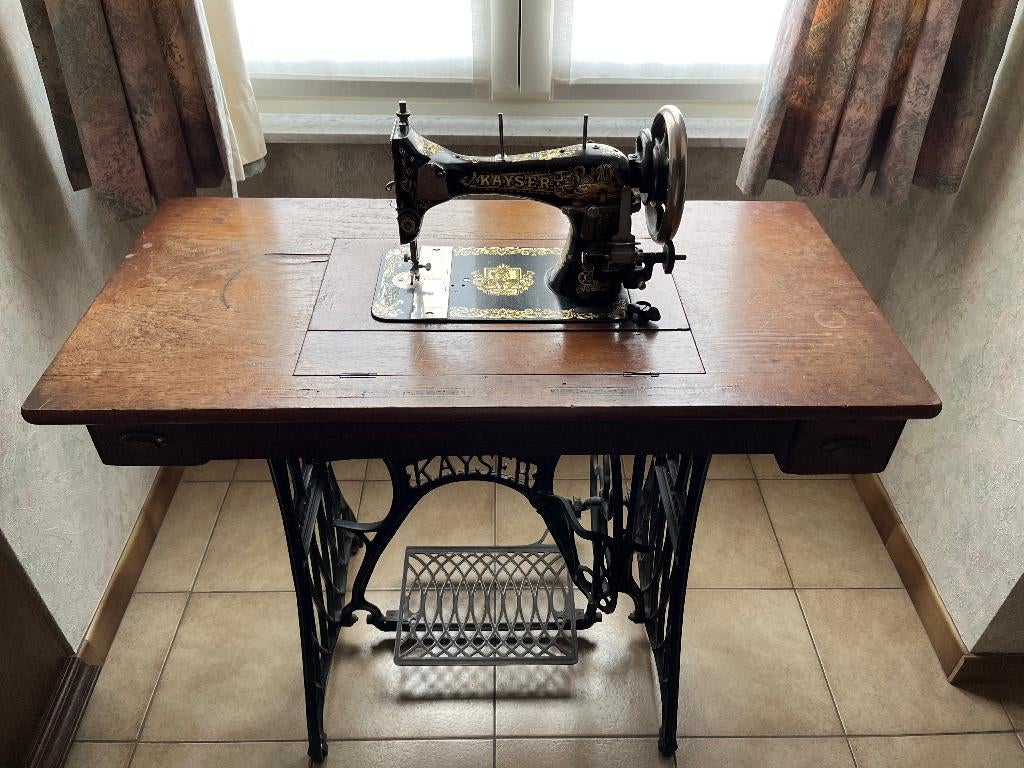 antieke naaimachine, Ophalen