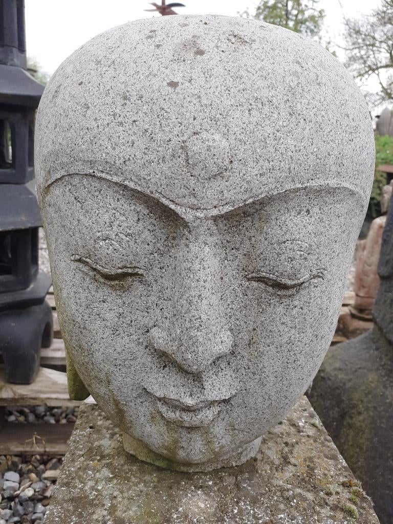 PRACHTIGE SHAOLIN MONNIKKOP IN BLAUWE STEEN (H 33 cm), Tuin en Terras, Tuinbeelden, Zo goed als nieuw, Boeddhabeeld, Steen, Ophalen