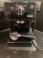 Koffiemachine Delonghi met pistong, Café moulu, Réservoir d'eau amovible, Comme neuf, Enlèvement