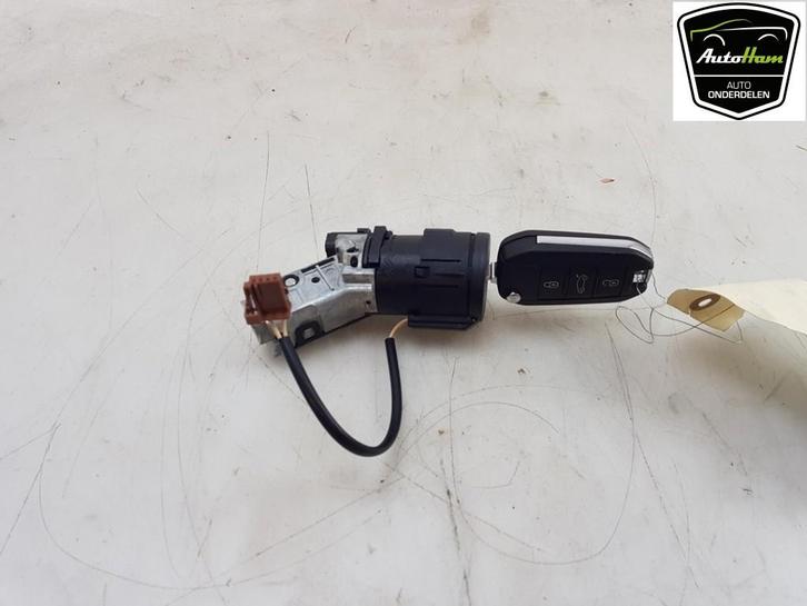 CONTACTSLOT + SLEUTEL Opel Crossland (X) (01-2017/05-2018), Auto-onderdelen, Overige Auto-onderdelen, Opel, Gebruikt