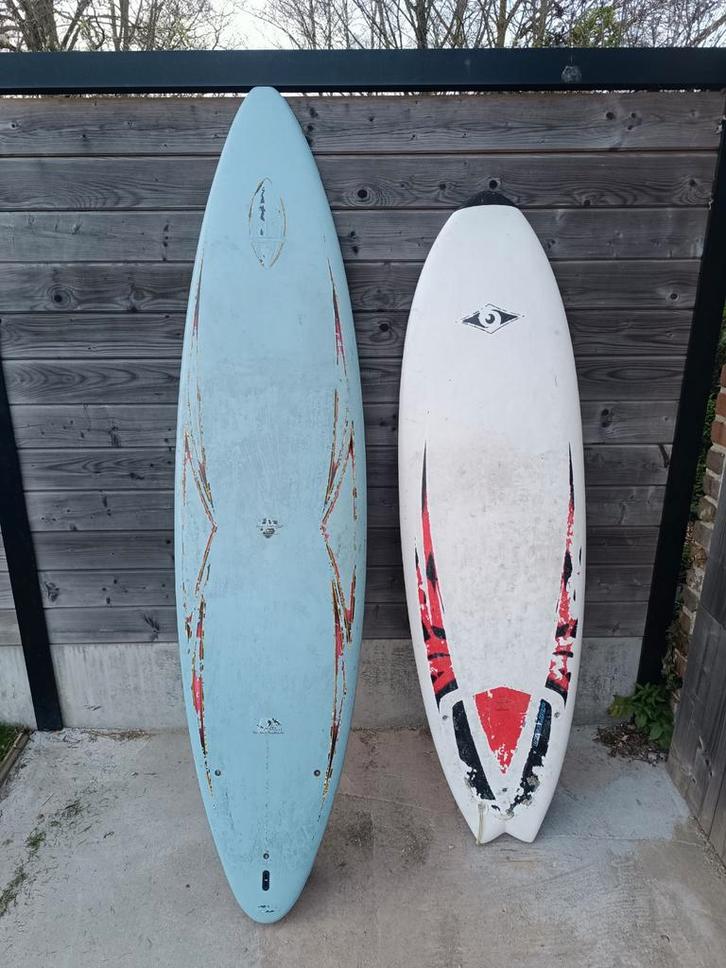 2 bic surfplanken met vinnen, Sports nautiques & Bateaux, Planche à voile sur vague, Shortboard, Enlèvement