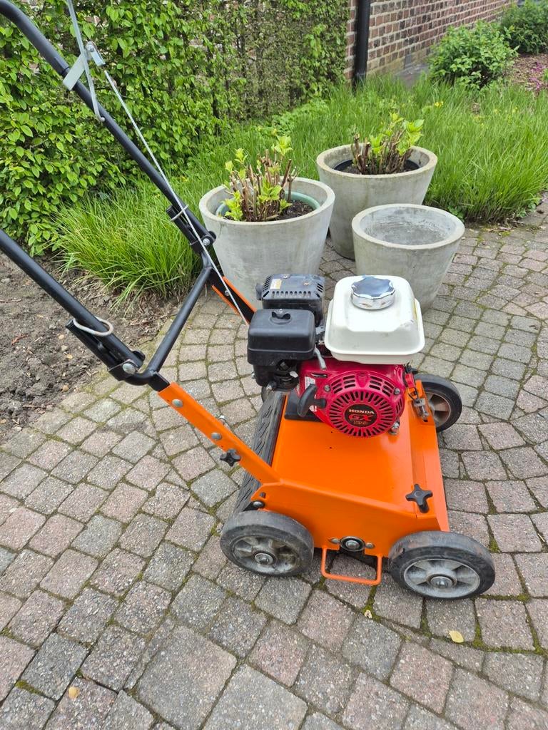 Eliet E401 verticuteermachine Honda, Tuin en Terras, Verticuteermachines, Ophalen, Zo goed als nieuw, Benzine, Eliet / Honda