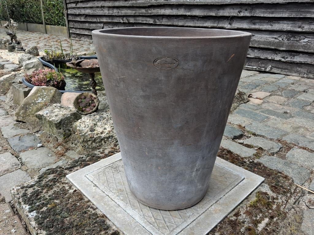 GERESERVEERD Grote impruneta bloempot als nieuw, Ophalen