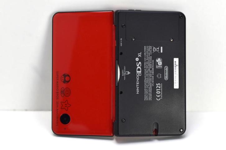 Nintendo DSi XL - Super Mario Bros 25th Anniversary ZELDZAAM, Games en Spelcomputers, Spelcomputers | Nintendo DS, Gebruikt, Dsi