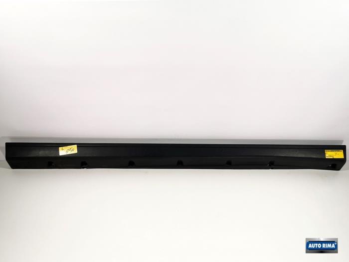 Seuil gauche d'un Volvo 850, Autos : Pièces & Accessoires, Carrosserie & Tôlerie, Volvo, Utilisé, 3 mois de garantie, Enlèvement ou Envoi