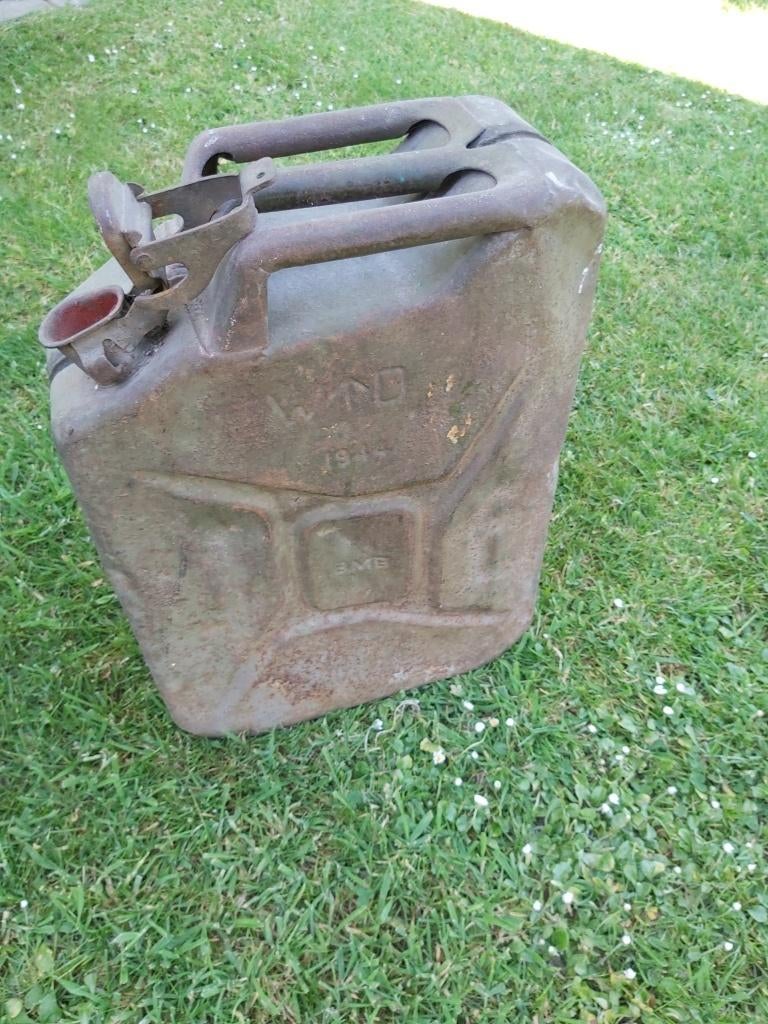 Jerrycan Bevrijding Oorlog België 1943 Duitsland Hitler ZB, Verzamelen, Militaria | Tweede Wereldoorlog, Ophalen, Landmacht, Overige typen
