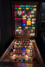 Bingokast Golden Continental Turbo, Overige munten, Ophalen, Gebruikt, Met sleutels