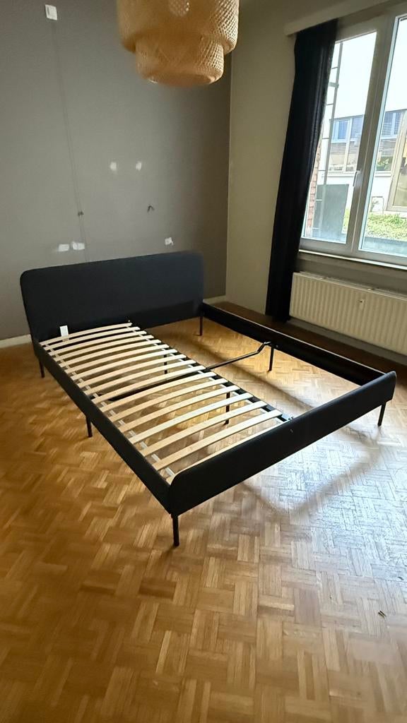 Bed met matras, Ophalen, Zo goed als nieuw