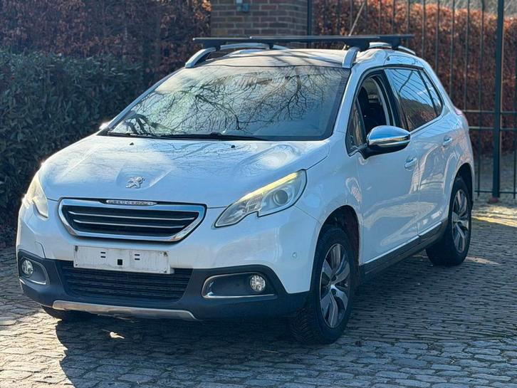 Peugeot 2008 1.2 benzine 2014 200.000km, Autos, Citroën, Particulier, Essence, Enlèvement