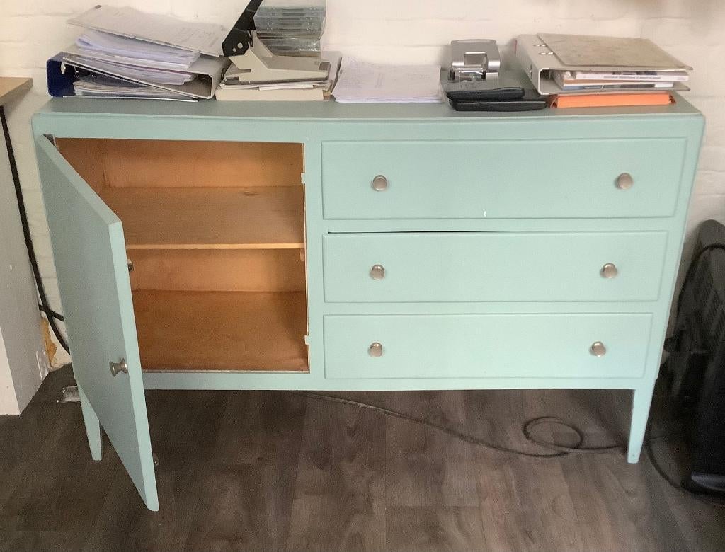 Retro kastje, Ophalen, Gebruikt, Met deur(en)