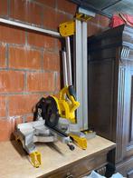 Machines à scier avec extraction et table, Enlèvement, Utilisé, Scie à onglet, Dewalt