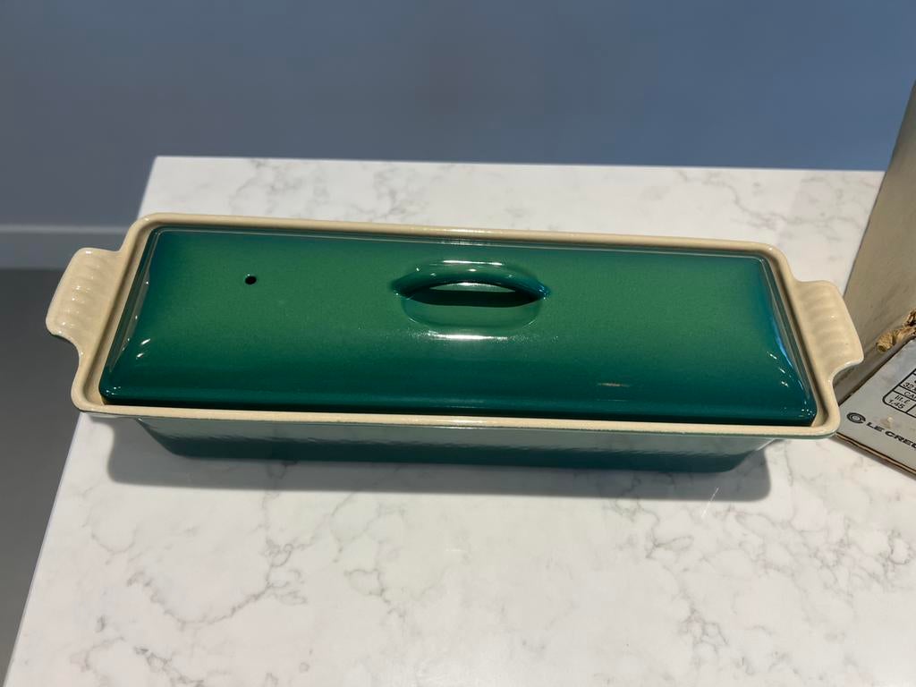 Le Creuset Terinne vert menthe neuf dans sa boîte., Maison & Meubles, Cuisine | Casseroles & Poêles, Neuf, Enlèvement ou Envoi