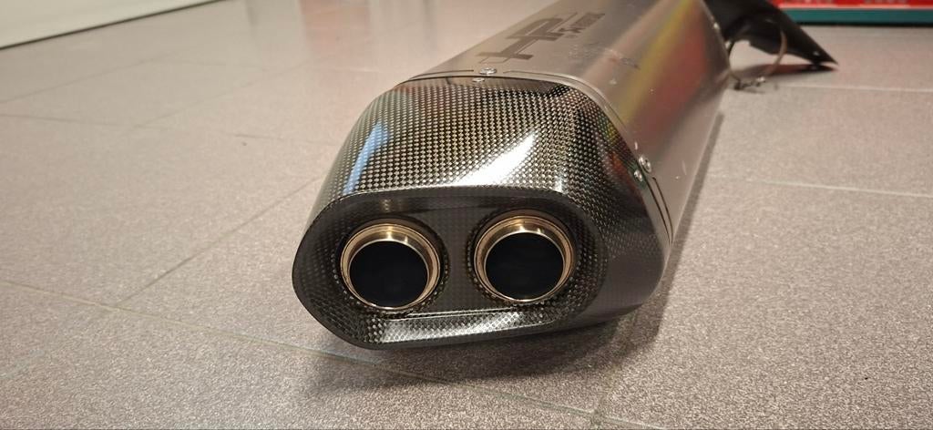 Bmw gs akrapovic uitlaatdemper, Motoren, Motoren | BMW, Particulier