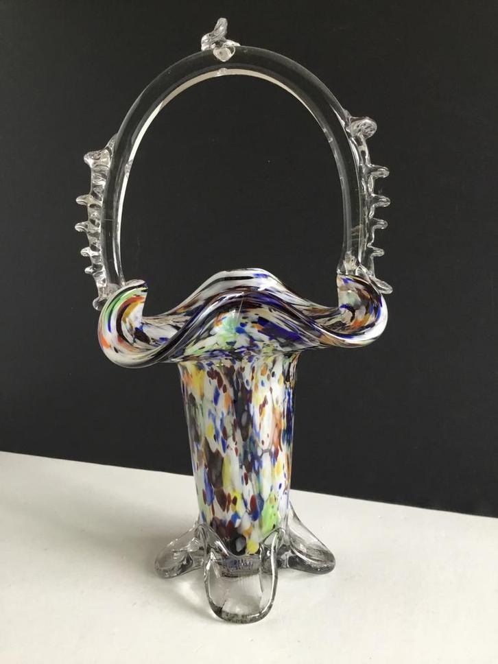 Vase panier Millefiori avec étiquette, Antiquités & Art, Antiquités | Verre & Cristal, Enlèvement ou Envoi