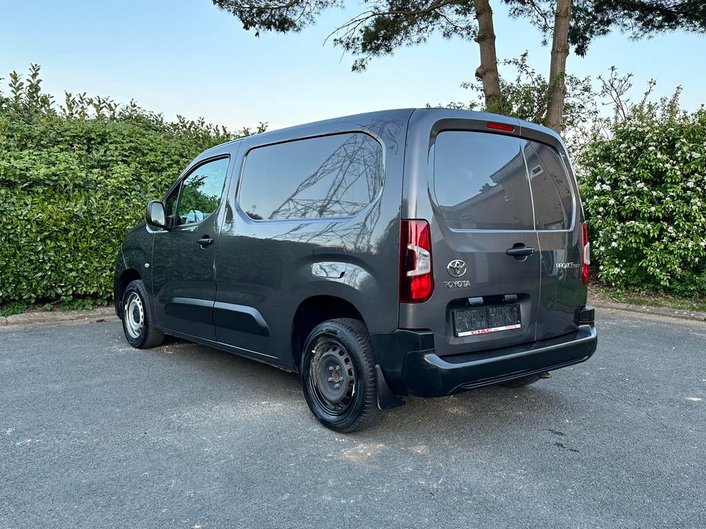 Toyota ProAceCity Camionnette 1.5 Diesel 2021 €6d 199.000km, Autos, Toyota, 75 kW, Achat, https://public.car-pass.be/vhr/f36471cd-0526-474c-845e-32d6fec67137