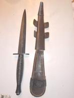 Engelse  commando dolk (E), Ophalen of Verzenden, Landmacht, Mes of Dolk