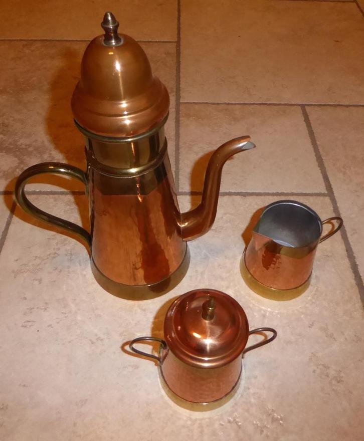 Cafetière, sucrier et pot à lait en cuivre, Antiquités & Art, Antiquités | Services (vaisselle) pièces, Enlèvement ou Envoi