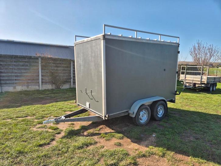 Double essieu fermé 750 kg, Autos : Divers, Remorques, Enlèvement