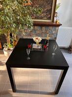 Bartafel met gratis barstoelen, Ophalen, Zo goed als nieuw