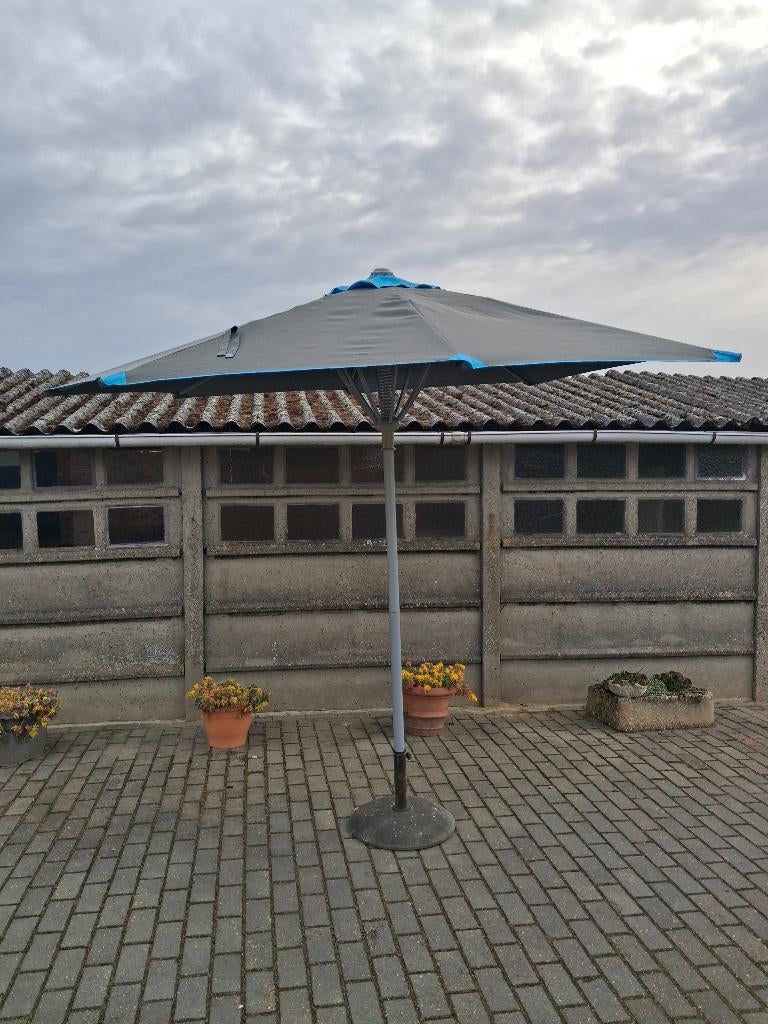 Parasol avec pied, Enlèvement, Comme neuf, 2 à 3 mètres, Autres types