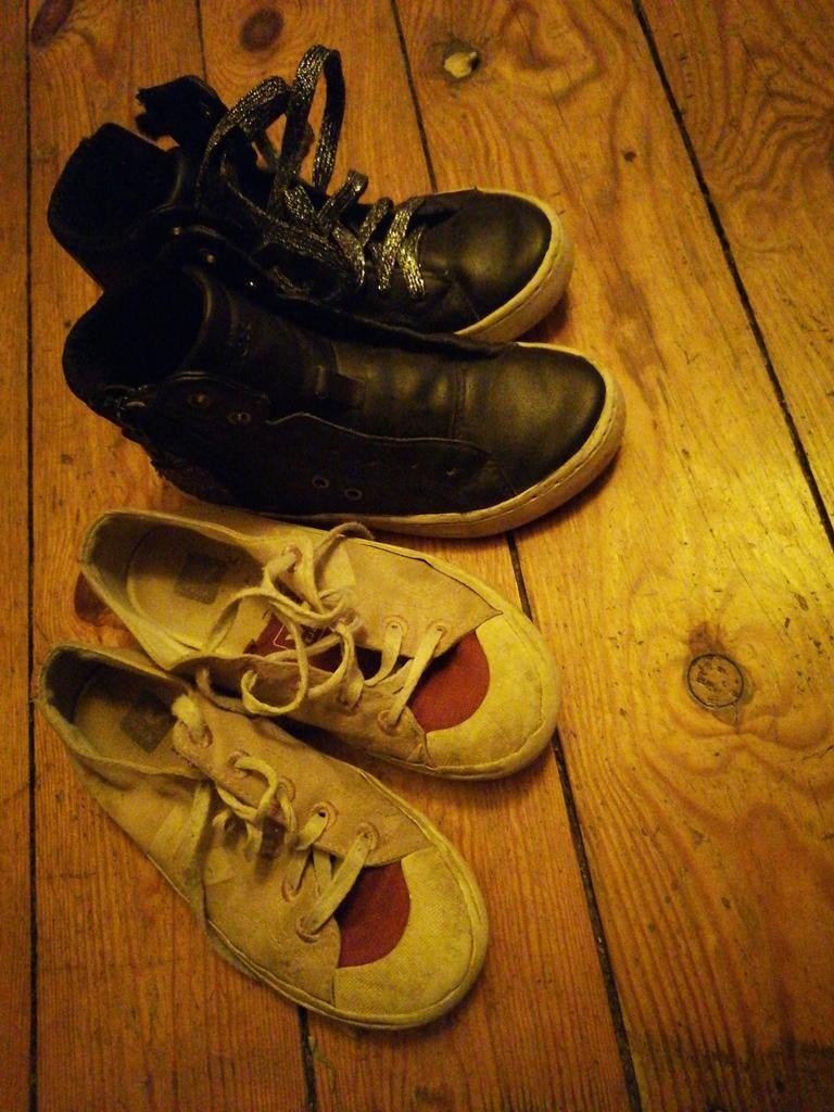 Chaussures 31 à donner, Enlèvement