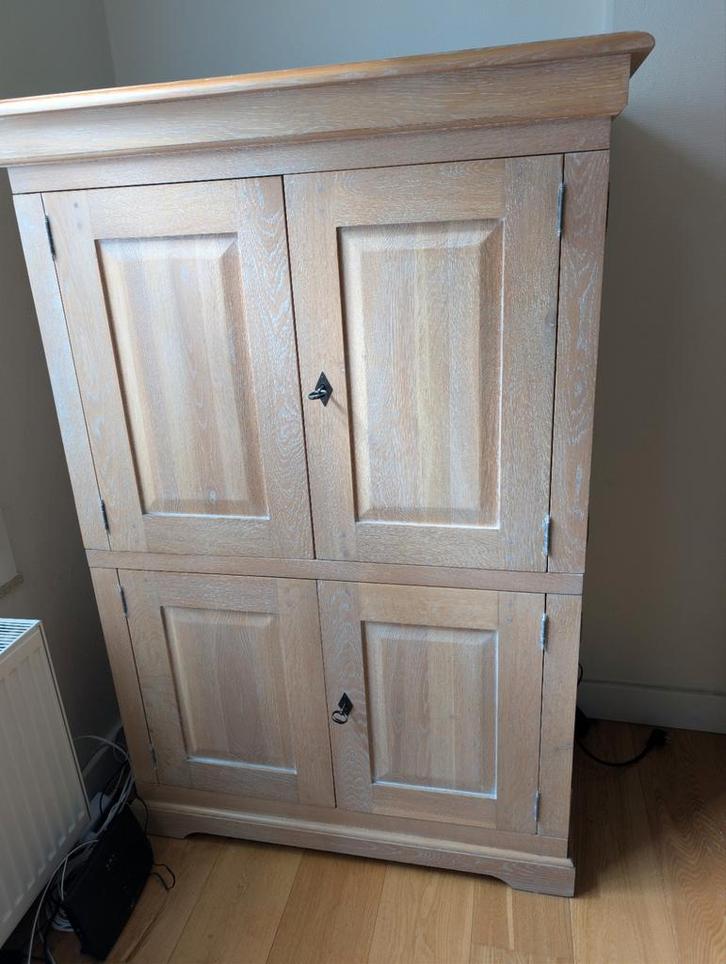 Massief houten computerkast, Huis en Inrichting, Kasten | Computermeubels, Ophalen