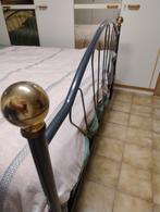Metalen bed met tweedelige latoflex, Ophalen, Tweepersoons, Zo goed als nieuw, 180 cm