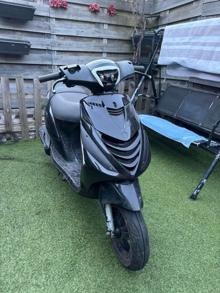 Piaggio zip 4t, Vélos & Vélomoteurs, Zip, Comme neuf, Enlèvement, Classe A (25 km/h)