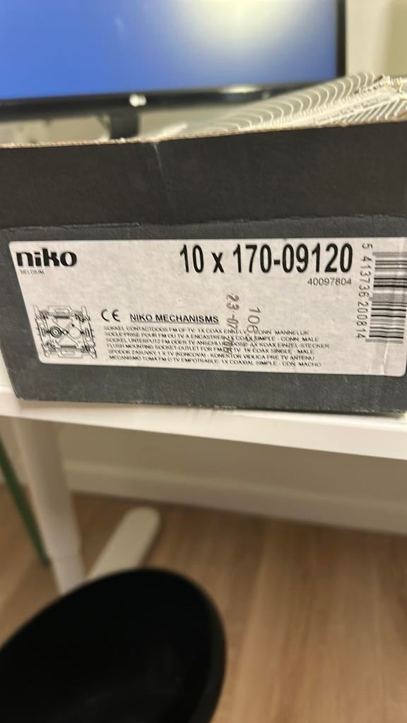 Niko 1x sokkel coax tv 170-09120, Ophalen of Verzenden, Nieuw